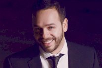 مهرجان الأغنية يُكرّم ميشال فاضل في مصر