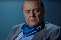 محمود عبد العزيز: خمسون فيلماً بتسع سنوات