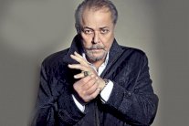 محمود عبد العزيز من 