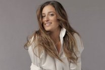 أمينة خليل تغني دعماً لحملة التاء المربوطة