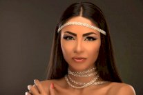 طلاق دوللي شاهين للمرة الثانية