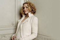 مادونا تتعثر على المسرح من جديد