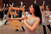 التحضيرات لافتتاح مهرجان الفجيرة بتوقيع أورنينا