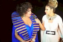 فيفي عبده تُثير الجدل بزي توت عنخ أمون