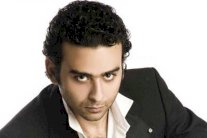 خروج أحمد عزمي من السجن