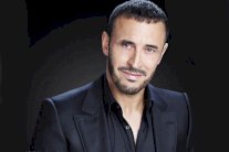 كاظم الساهر يُنشِد