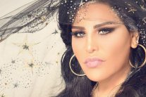 أحلام تطلق ألبومها من القاهرة 