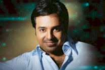 راشد الماجد يفتتح مفاجآت صيف دبي 2016