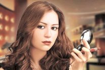 منه شلبي في مهرجان لوكارنو