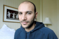 مخرج فيلم إشتباك يتلقى رسالة تهنئة من توم هانكس