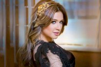 ياسمين عبد العزيز تعتذر عن تقديم برنامج على dmc