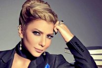 أصاله تُغنّي معاناة سوريا في 