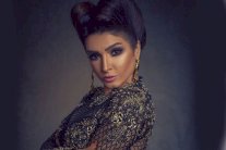 روجينا تؤخر عرض