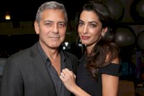 أخبار عن حمل أمل كلوني بتوأم