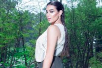 ياسمين صبري مع آسر ياسين في حملة إعلانية