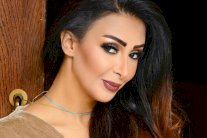 شاهيناز تتخلى عن الحجاب