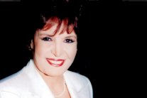 سميرة أحمد تعود إلى الدراما