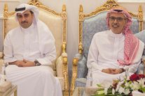 خالد المريخي يكرِّم الأمير بدر بن عبدالمحسن