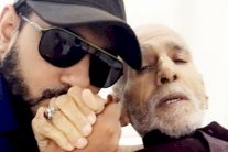 محمد الصيرفي يطلب الدعاء لوالده