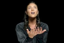 ليا مخول تفتتح حفل جنيفر لوبيز في دبي