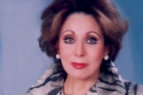 لبنى عبد العزيز تبكي شادية