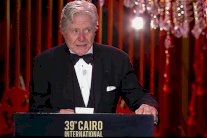 حسين فهمي: أرفض تدخل الدولة في صناعة السينما