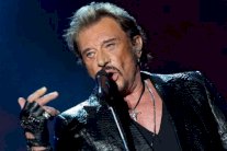 وفاة المغني الفرنسي جوني هاليداي