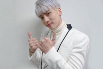 إنتحار المغنّي الكوري 