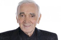 شارل أزنافور يجول العالم في عامه الـ 92