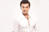 إيهاب توفيق: كلام شيرين يلغي جيلاً مستمراً بعطائه