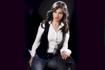 دينا فؤاد خارج 