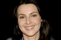 نادية لارغيت تحتفي بمائة إمرأة مغربية عبر الصورة