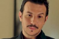 باسل خياط يفتح أوراقه مع راغدة شلهوب