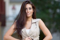 ديزني تطلق أغنية زمني بصوت هبة طوجي