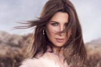 نانسي عجرم تكشف غلاف ألبومها