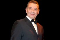 محمود حميدة: بناتي أعدن تربيتي