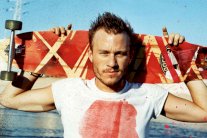 فيلم وثائقي جديد عن النجم الراحل هيث ليدجر