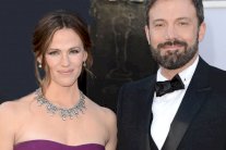 جنيفر غارنر وبن أفليك ملآ أوراق الطلاق رسمياً