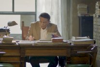 العفريته المشاغبة تطارد 