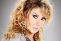 نادية الجندي تُشيد بحرفية برنامج رامز جلال