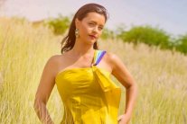 نور في جلسة تصوير جديدة