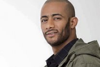 محمد رمضان يشارك بجنازة شهيد سيناء