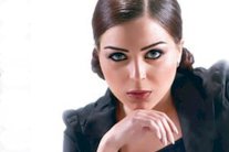 مي عز الدين تخضع لعملية تجميل