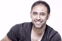 عمرو مصطفى يكشف قصة