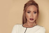 ريهام سعيد تظهر بحملها على الشاشة