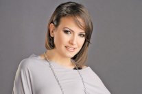 ريهام عبد الغفور تنفي خلافاتها مع روبي