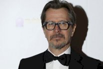 فيلم Darkest hour يوثّق مواقف تشرشل في الأوقات العصيبة