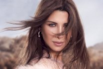 نانسي عجرم تُحيي حفل انتصارات أكتوبر