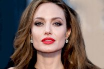 أنجلينا جولي تُدين العنف ضد مسلمي الروهينغا