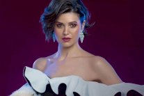 تكريم يسرا اللوزي من السفارة البريطانية